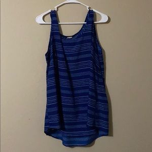 Silky Blue and White Sleeveless top. 2XL 18W-20W